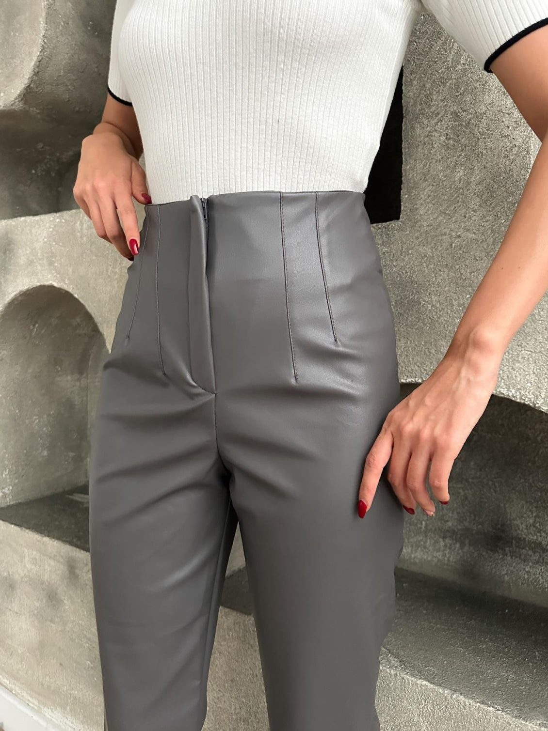 Kiki leather pants