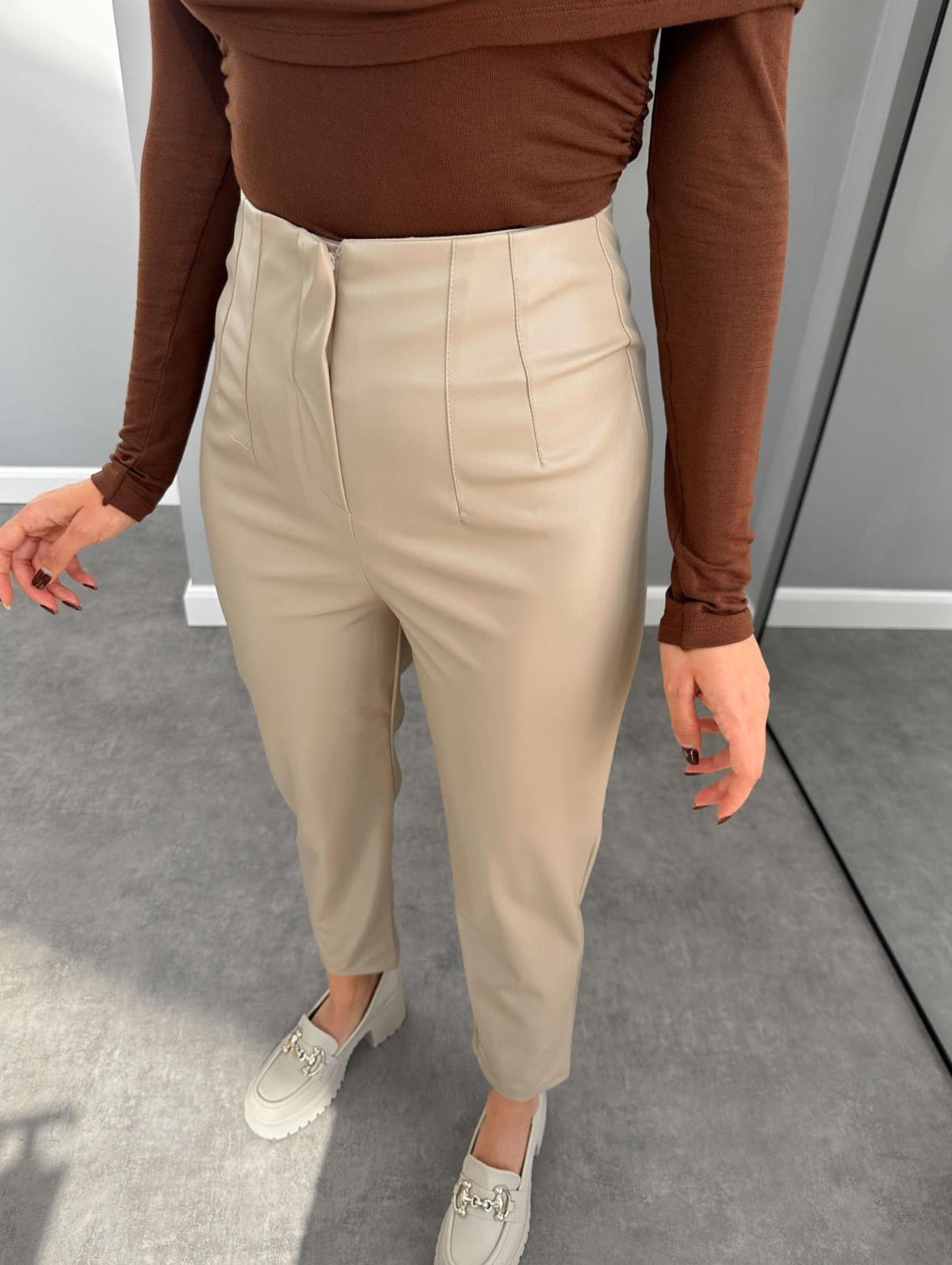 Kiki leather pants